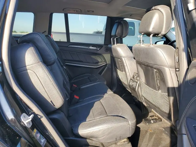 2015 MERCEDES-BENZ GL 550 4MATIC  