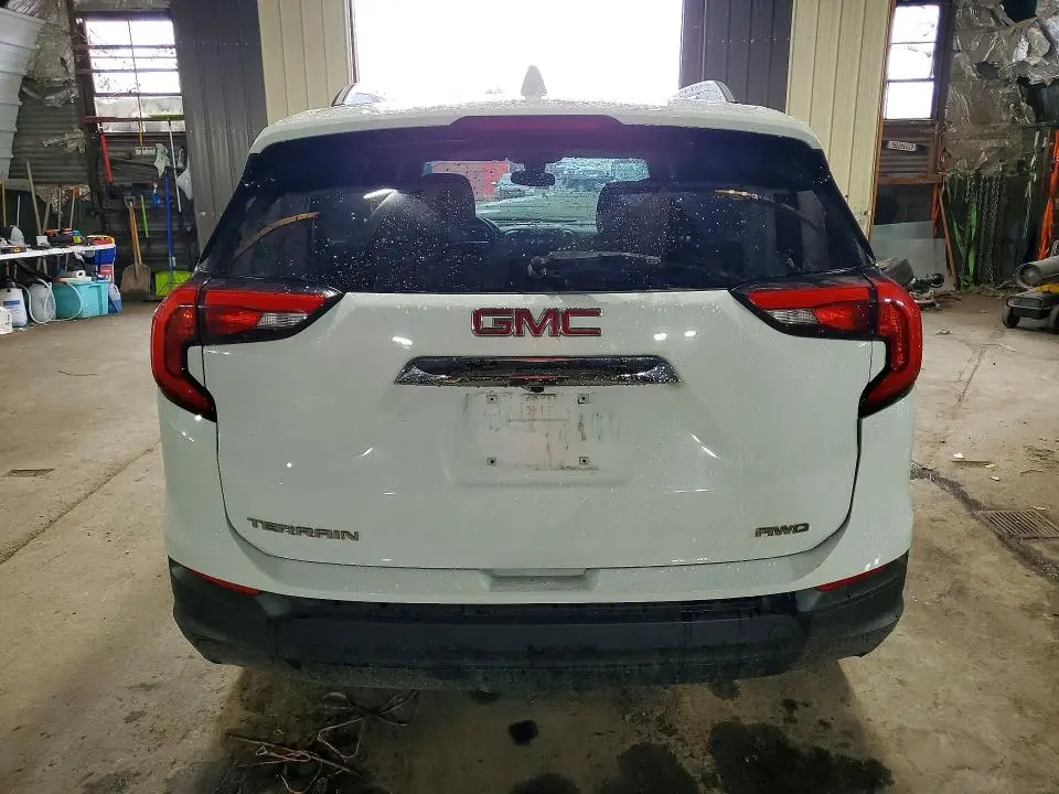 2021 GMC TERRAIN SLE  
