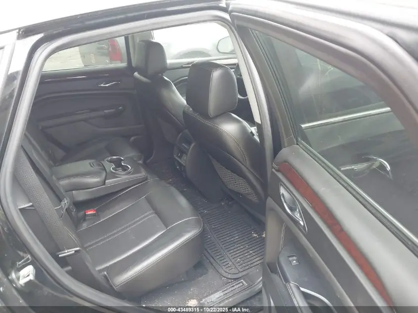 2013 CADILLAC SRX PERFORMANCE COLLECTION