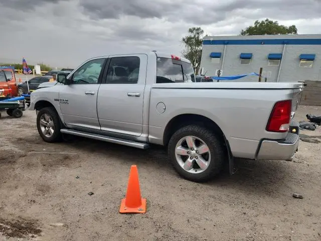2016 RAM 1500 SLT
