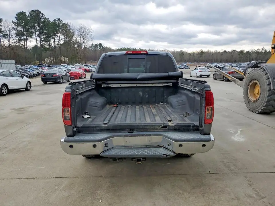 2016 NISSAN FRONTIER S  