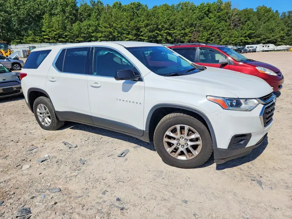 2020 CHEVROLET TRAVERSE LS  