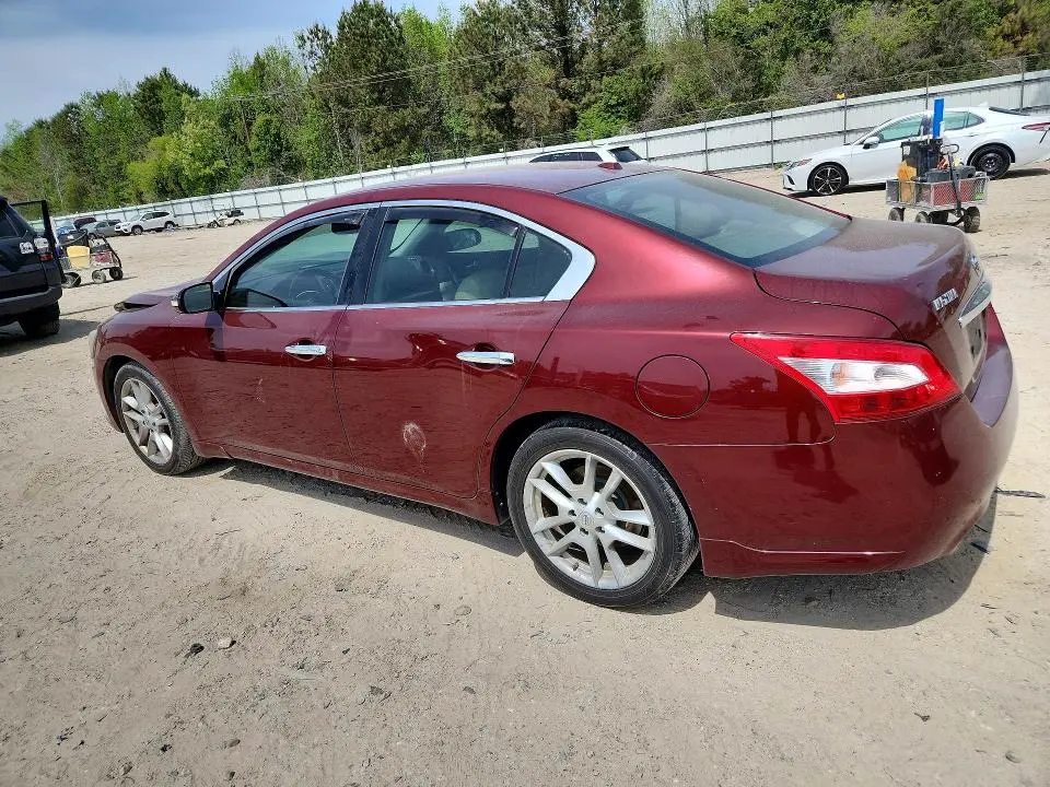 2010 NISSAN MAXIMA 3.5 S  