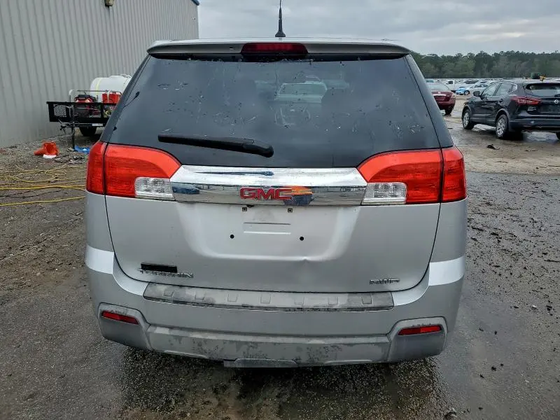 2010 GMC TERRAIN SLE  