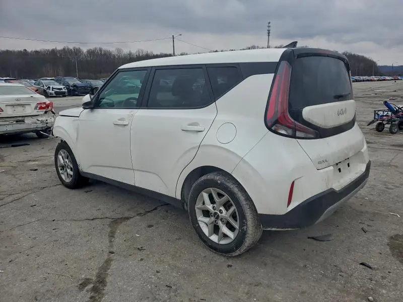 2023 KIA SOUL LX  