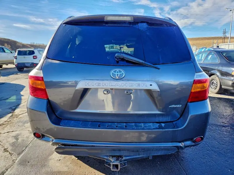 2010 TOYOTA HIGHLANDER SE  