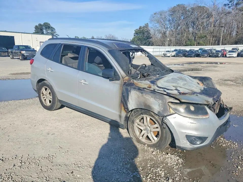 2011 HYUNDAI SANTA FE GLS  
