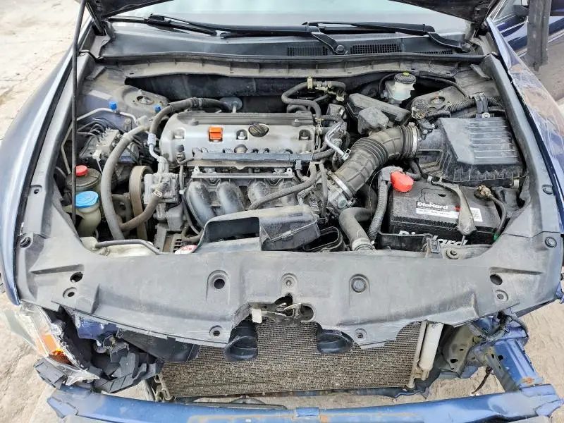 2011 HONDA ACCORD LXP  