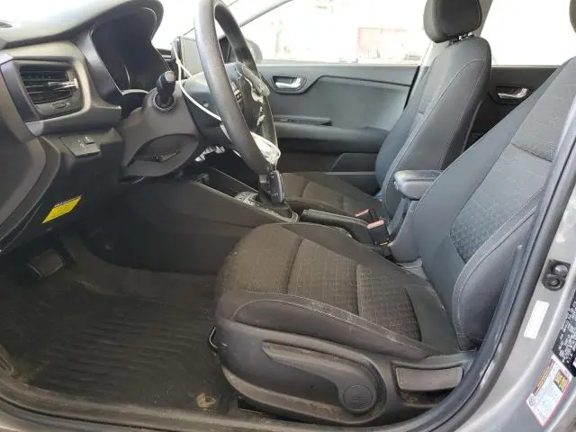 2022 KIA RIO LX  