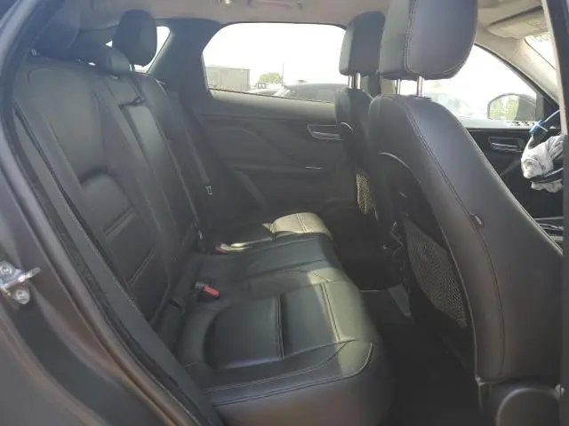 2019 JAGUAR F-PACE PRESTIGE  