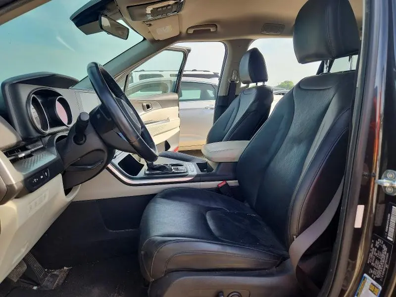 2023 KIA CARNIVAL LX  