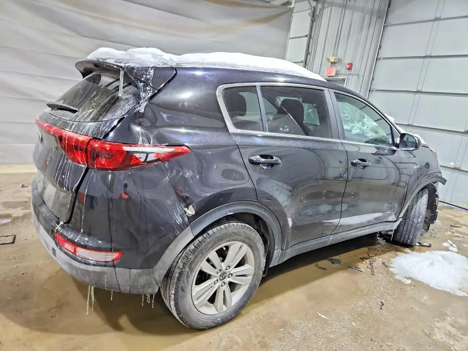 2017 KIA SPORTAGE LX  