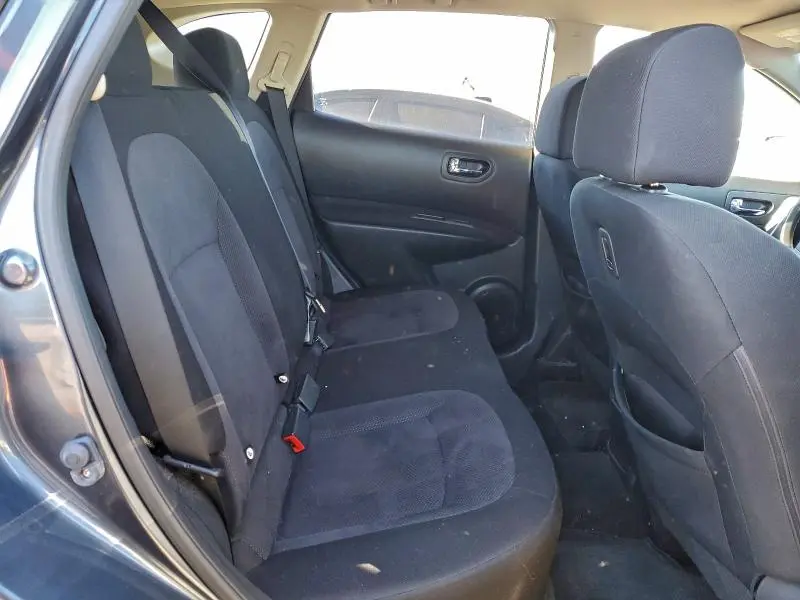 2012 NISSAN ROGUE S  