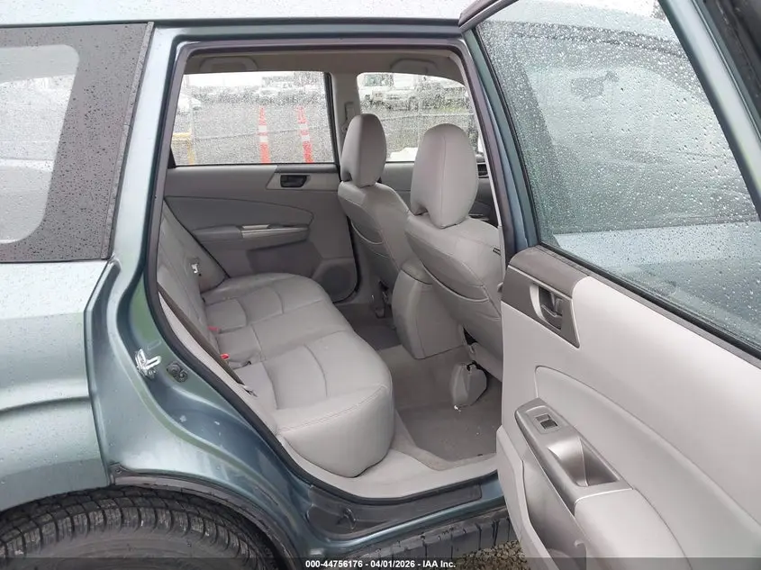 2010 SUBARU FORESTER 2.5X