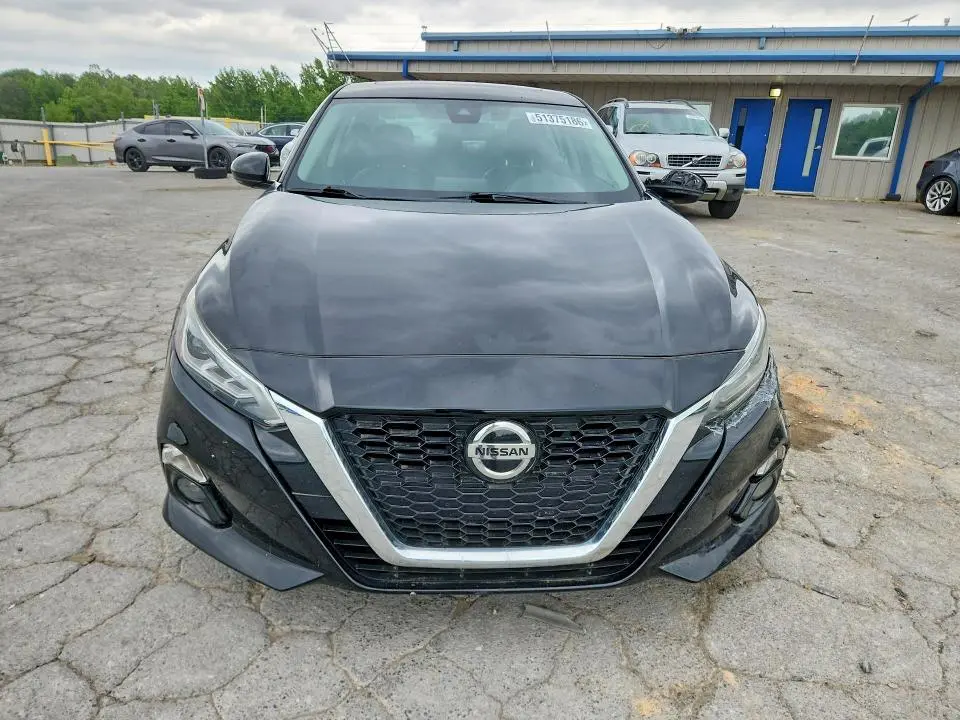 2019 NISSAN ALTIMA SL  