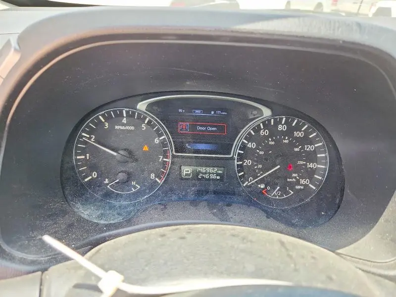 2015 NISSAN PATHFINDER SL  