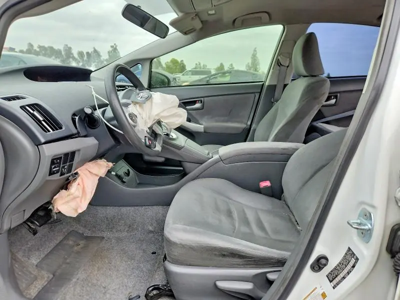 2010 TOYOTA PRIUS I  