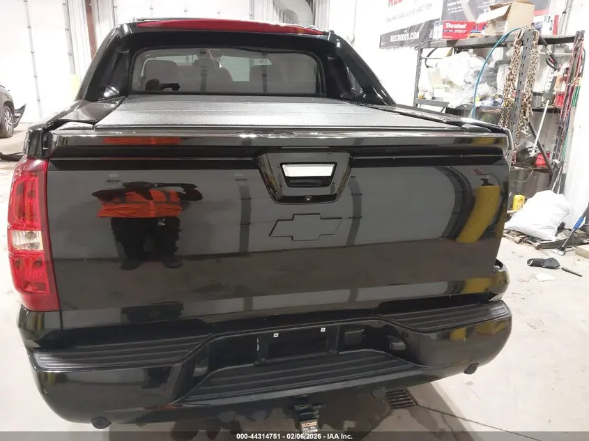 2011 CHEVROLET AVALANCHE 1500 LTZ