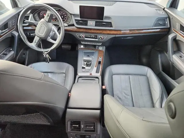 2020 AUDI Q5 PREMIUM PLUS  