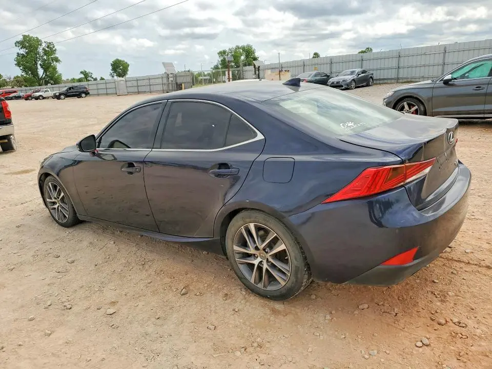 2019 LEXUS IS 300  