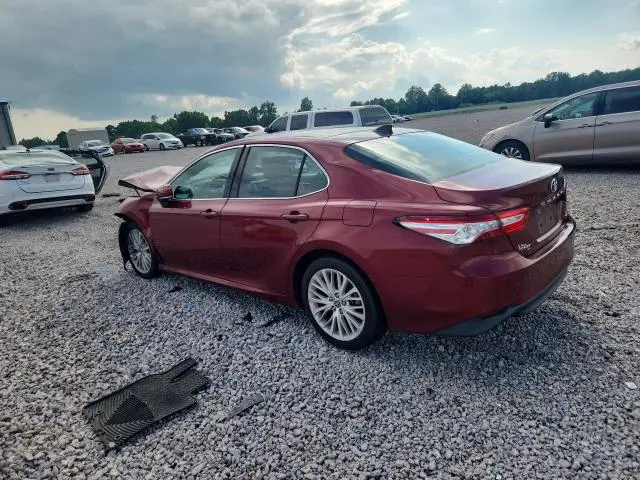 2020 TOYOTA CAMRY XLE  