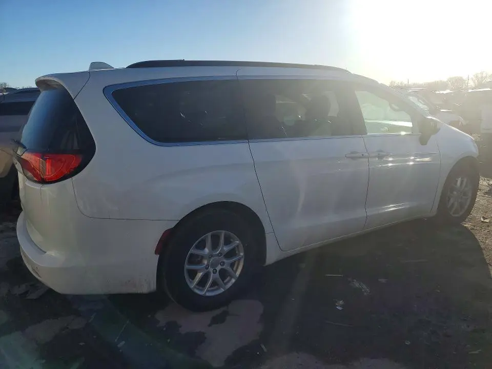 2020 CHRYSLER VOYAGER LXI  