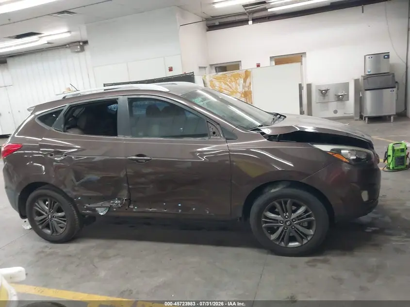 2014 HYUNDAI TUCSON SE