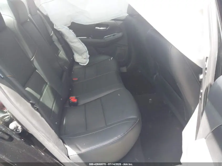 2023 NISSAN SENTRA SR XTRONIC CVT