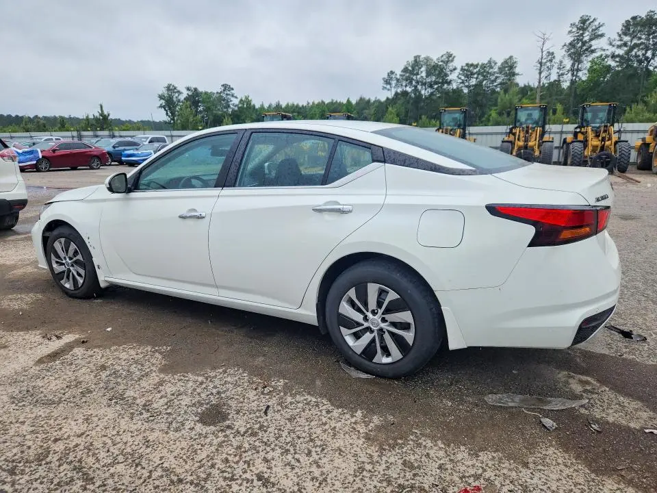 2023 NISSAN ALTIMA S  