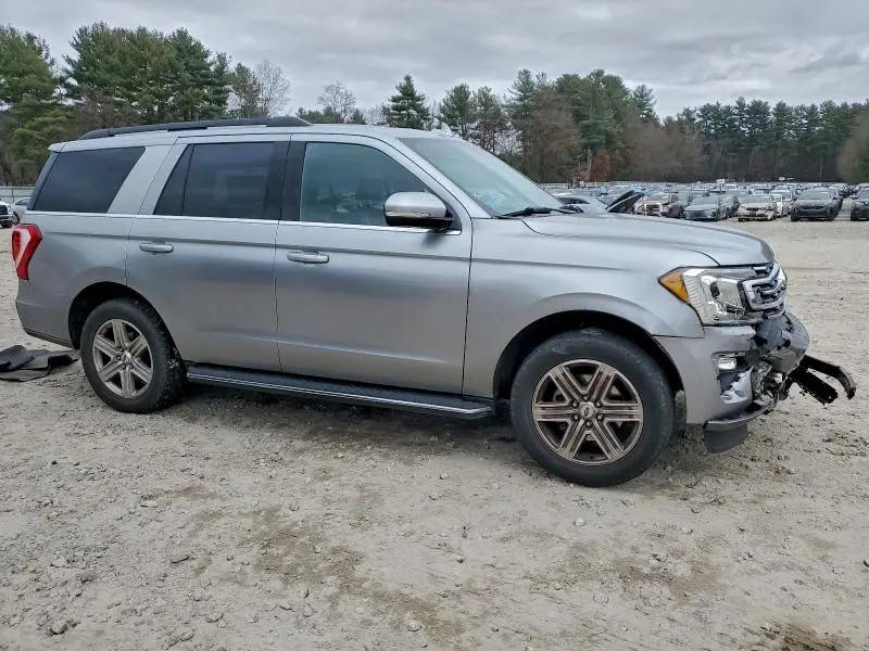 2021 FORD EXPEDITION XLT  