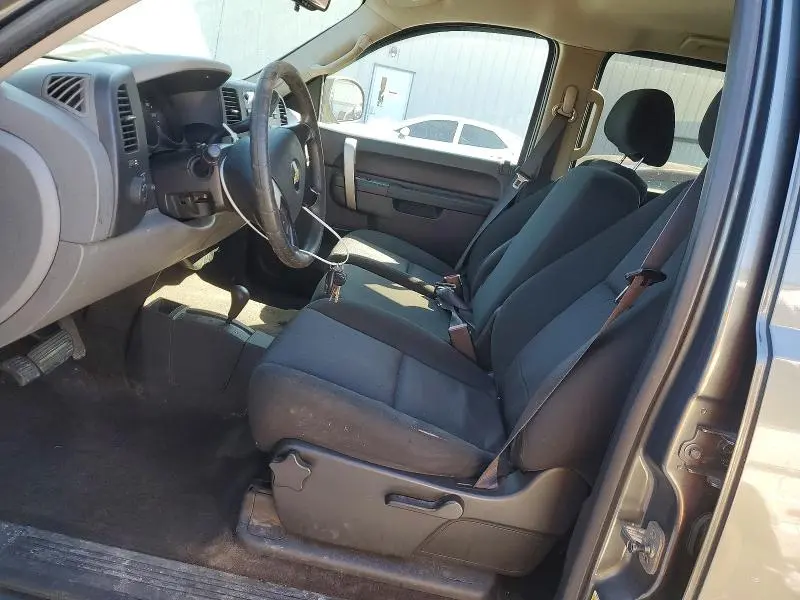 2011 CHEVROLET SILVERADO K1500 LS  