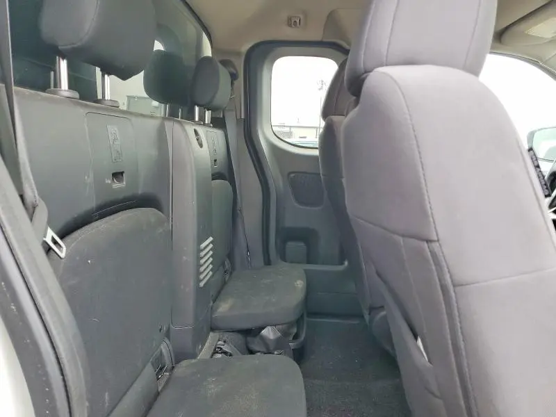 2025 NISSAN FRONTIER S  
