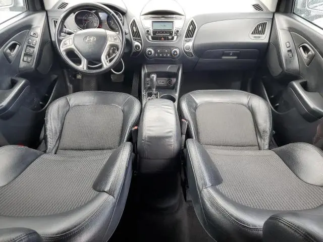 2011 HYUNDAI TUCSON GLS  
