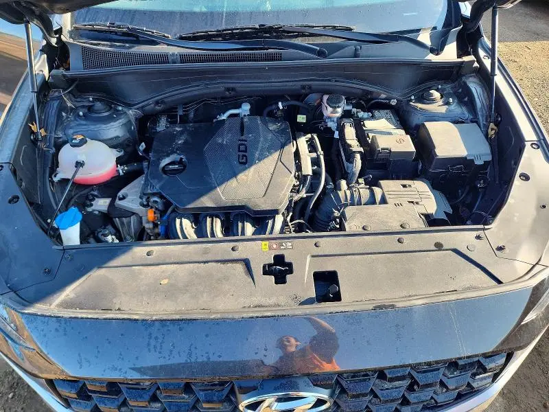 2023 HYUNDAI SANTA FE SE  