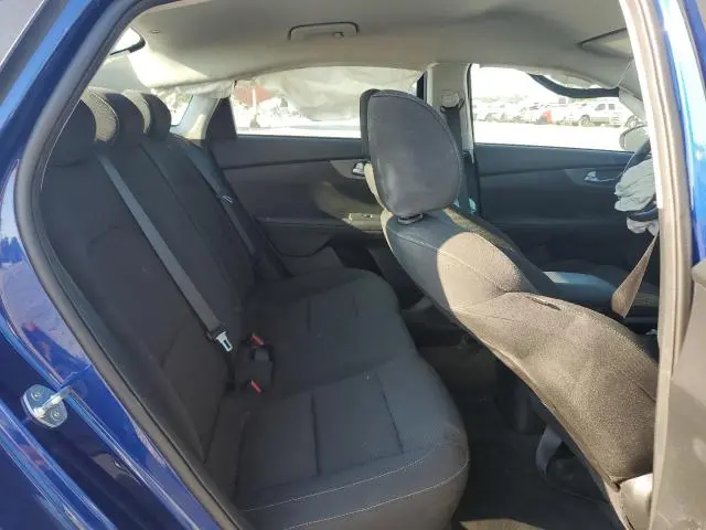 2021 KIA FORTE FE