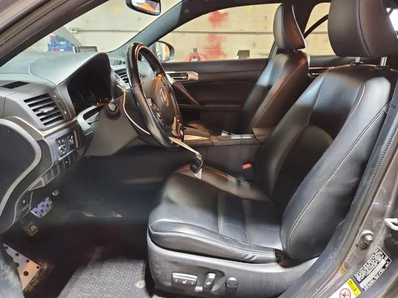 2017 LEXUS CT 200  