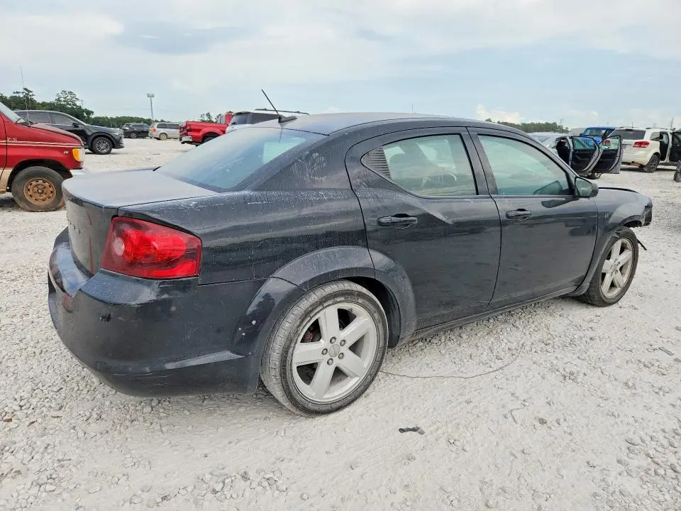 2013 DODGE AVENGER SE  