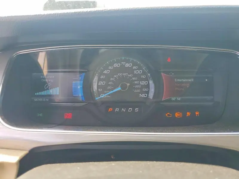 2015 FORD TAURUS SEL  