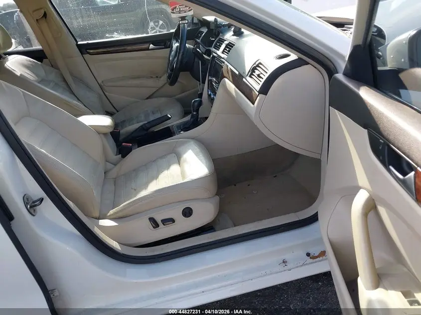 2012 VOLKSWAGEN PASSAT 3.6L V6 SEL PREMIUM