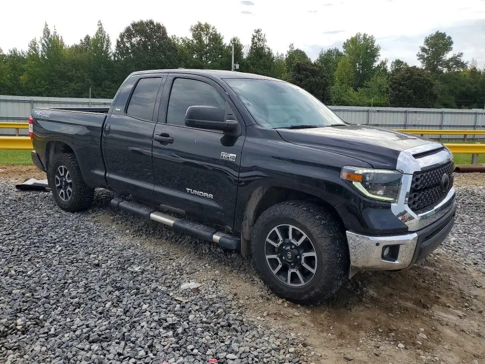 2020 TOYOTA TUNDRA SR5  