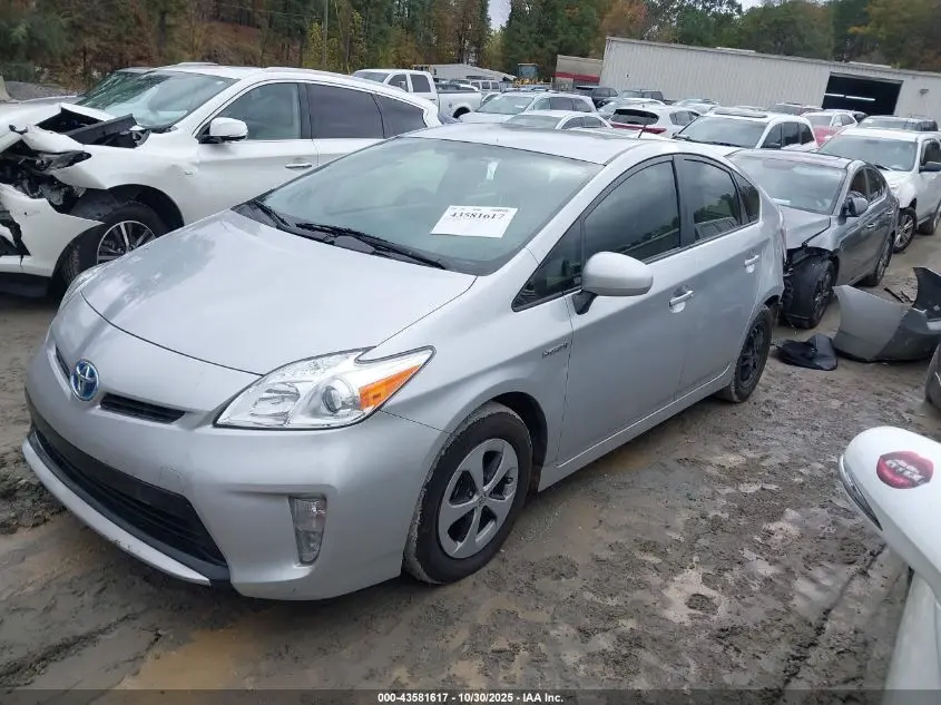 2015 TOYOTA PRIUS THREE