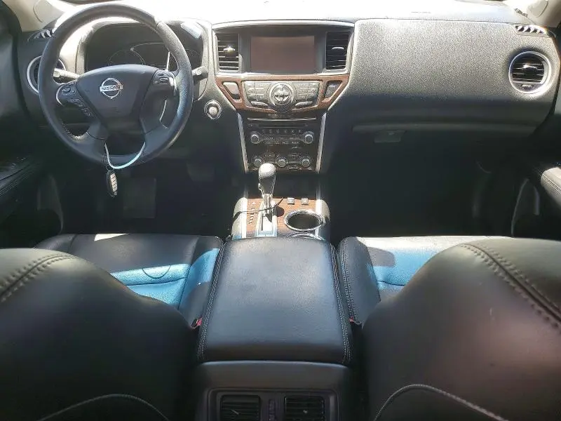 2014 NISSAN PATHFINDER SL  