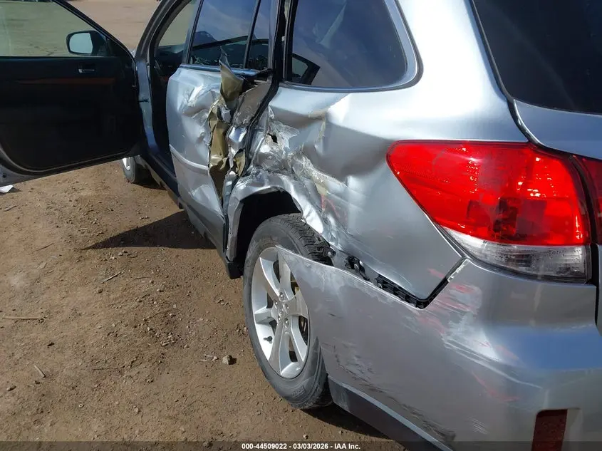 2013 SUBARU OUTBACK 2.5I LIMITED