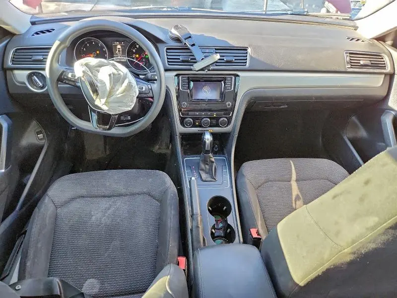 2016 VOLKSWAGEN PASSAT S  