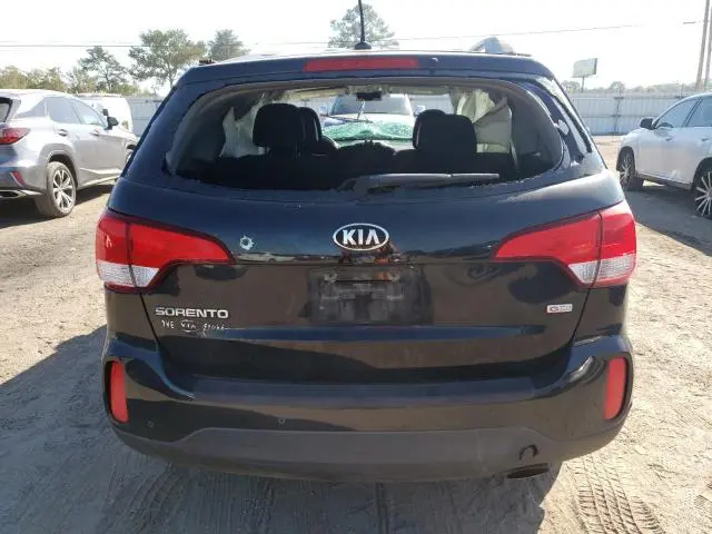 2015 KIA SORENTO LX  