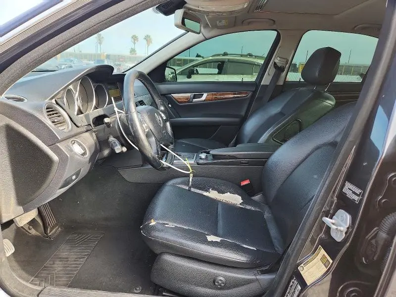 2012 MERCEDES-BENZ C 250  