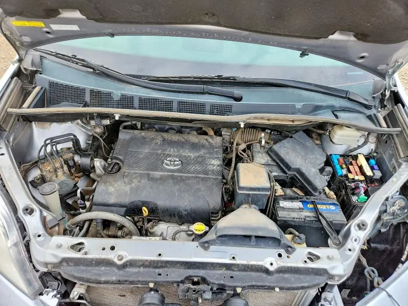 2014 TOYOTA SIENNA XLE  