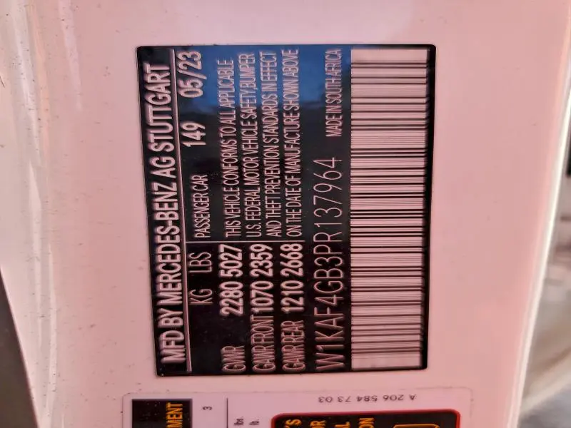 2023 MERCEDES-BENZ C 300  