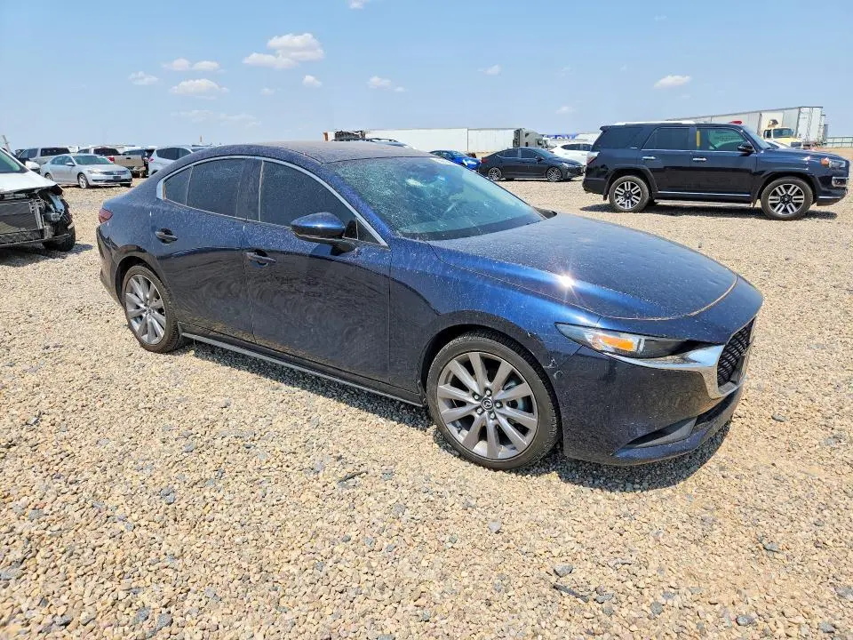 2021 MAZDA 3 SELECT  