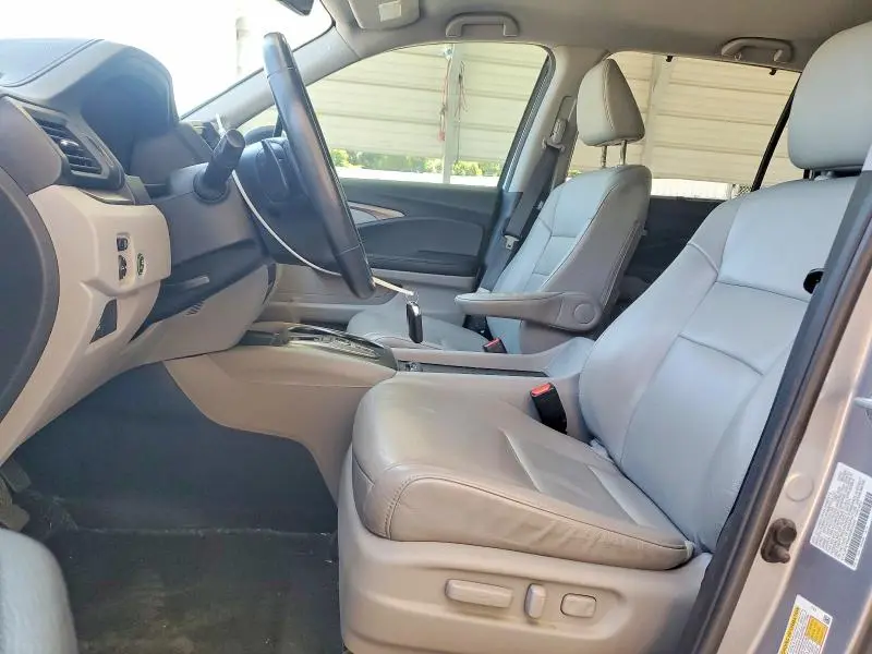 2022 HONDA PILOT SE  